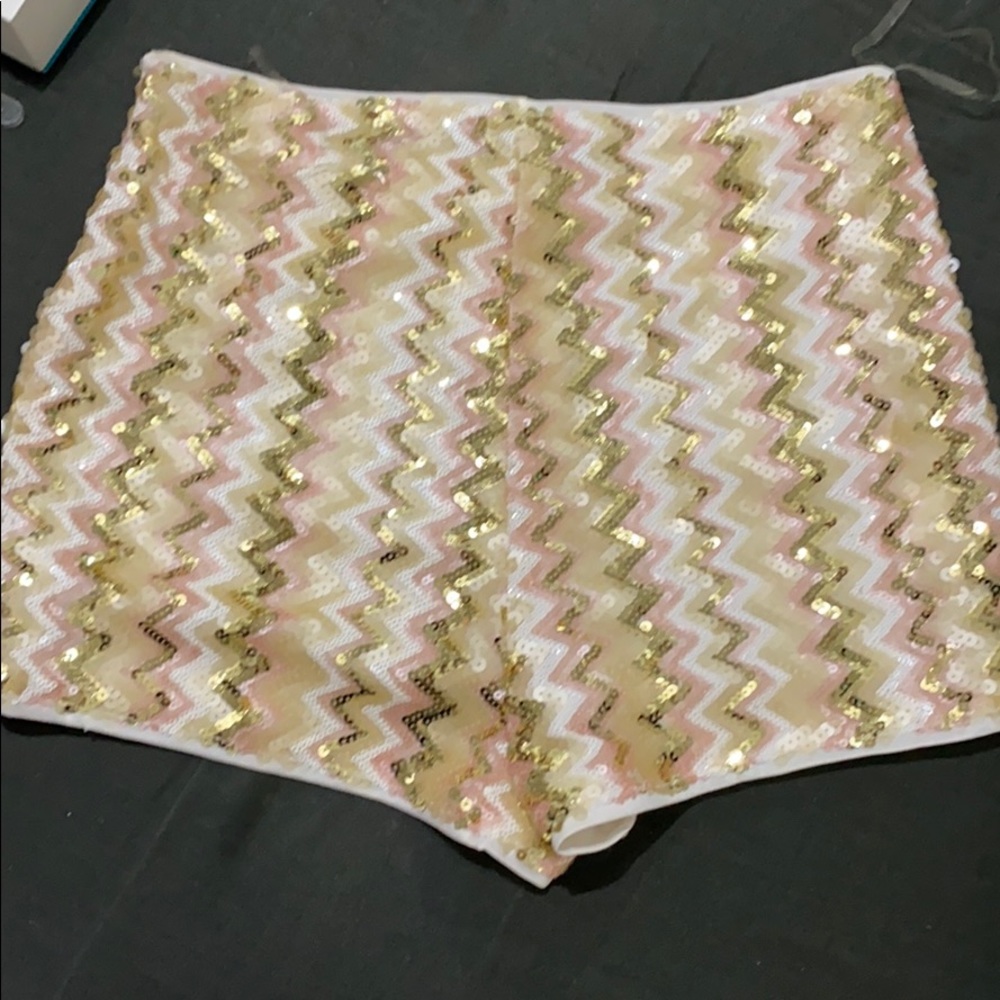 Sequenced shorts - Picture 3 of 3